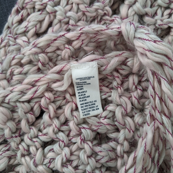 American Eagle Soft Chunky Scarf - Picture 5 of 5